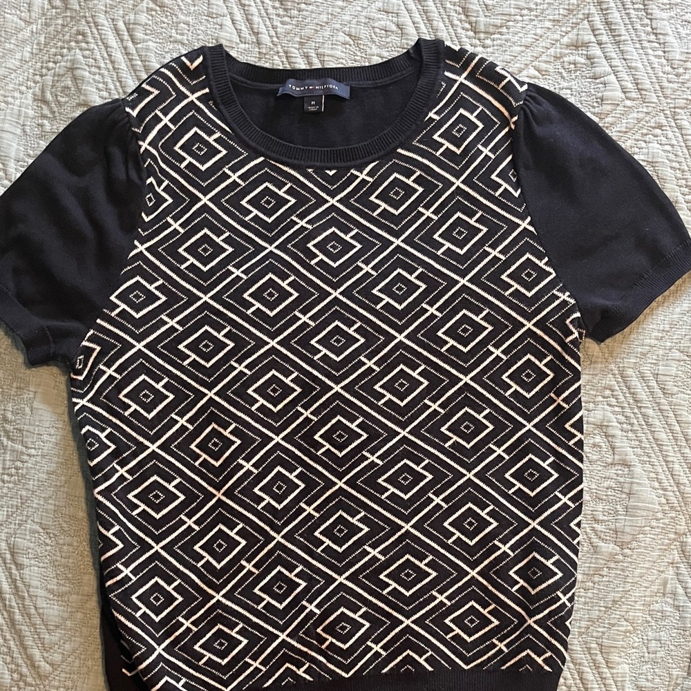 Tommy Hilfiger Navy Blue and White Geometric Short Sleeve Top